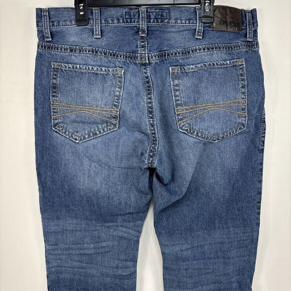 Express Jeans Men's Size‎ 38x30 Blake Loose Fit Straight Leg Medium Wash Jeans - Picture 7 of 15